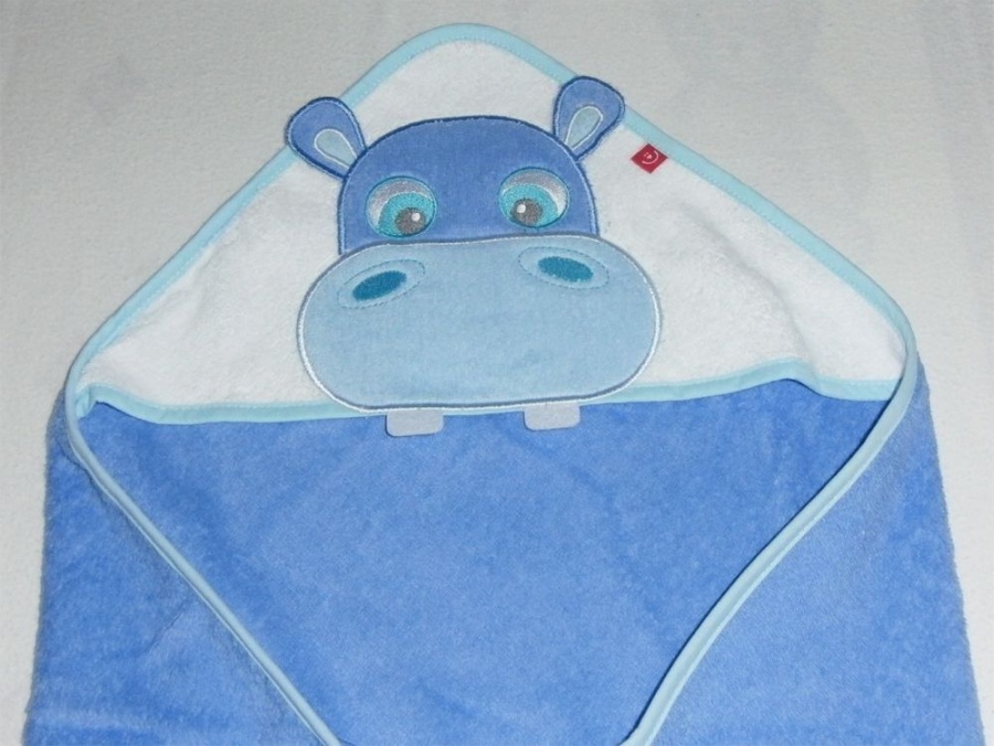 Baby Badetuch_blau_Nilpferd2